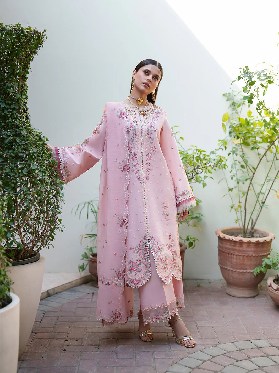 Binilyas Lawn (Fresh)