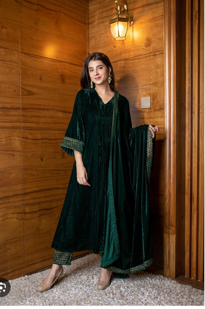 Pure Velvet 2piece Leaf Green
